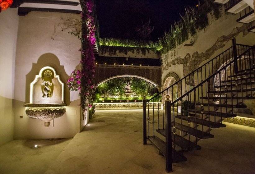 Отель La Señoria