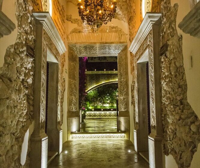 Отель La Señoria