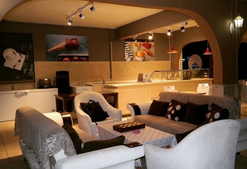 בית מלון כפרי Servet 76 Grand