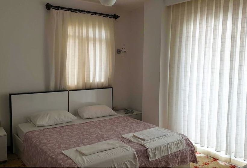 בית מלון כפרי Servet 76 Grand