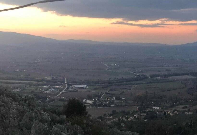 Il Castello Di Campello