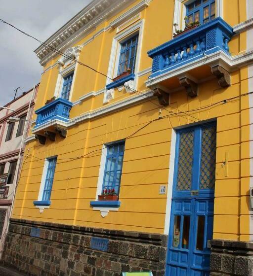 بنسيون Hostal Café Tiana