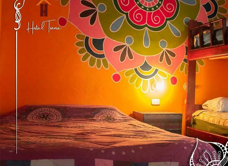 بنسيون Hostal Café Tiana