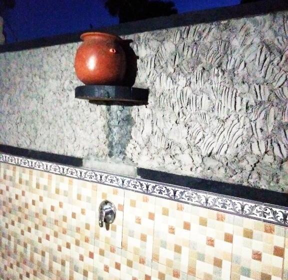 פנסיון Prisida Guest House