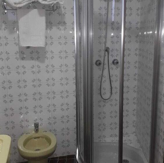 بنسيون Hostal Vendaval