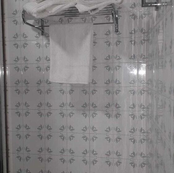 بنسيون Hostal Vendaval