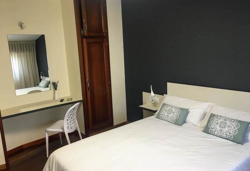 بنسيون Hostal Vendaval