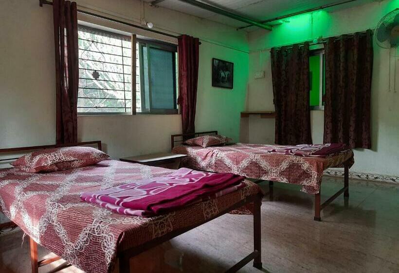 펜션 Vidya Konkan Agro Tourism