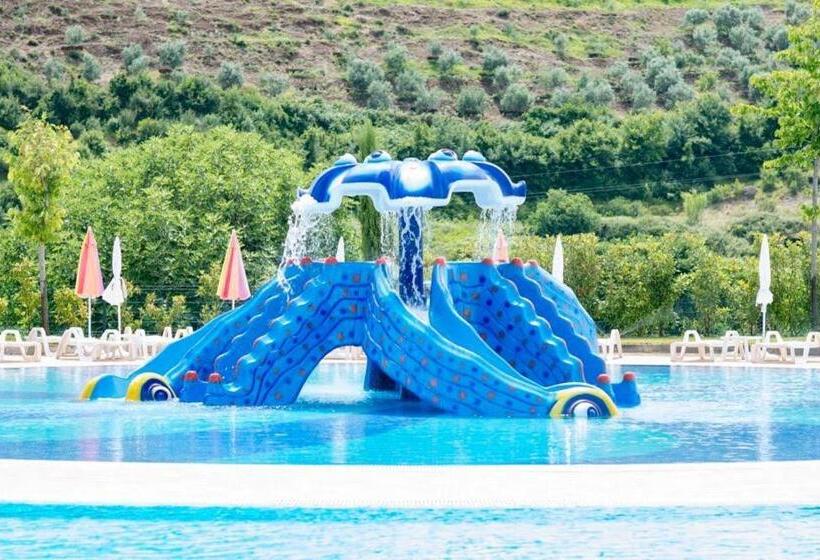 استراحتگاه Luani A Spa & Wellness Center