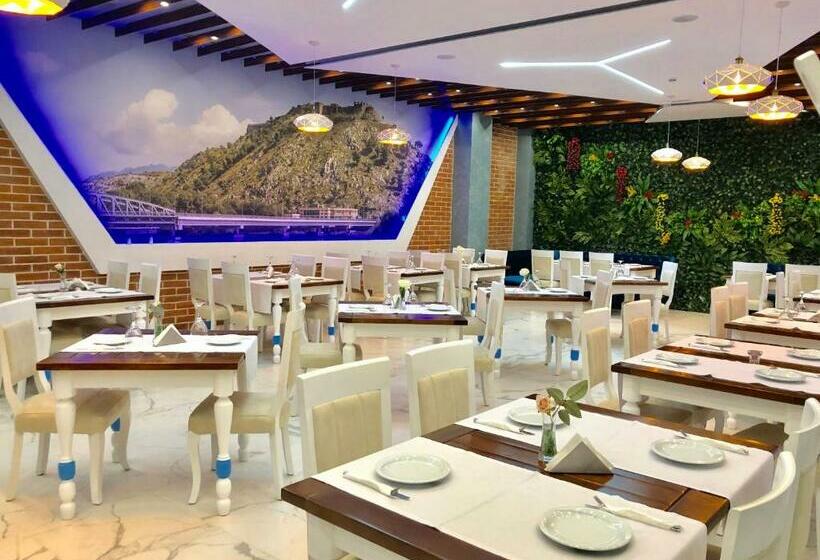 리조트 Luani A Spa & Wellness Center