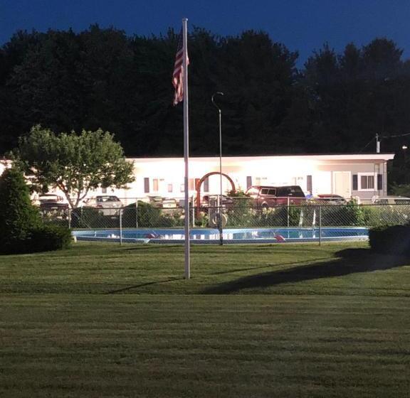 The Saco Motel