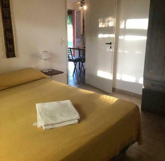 הוסטל Cabañas La Viña