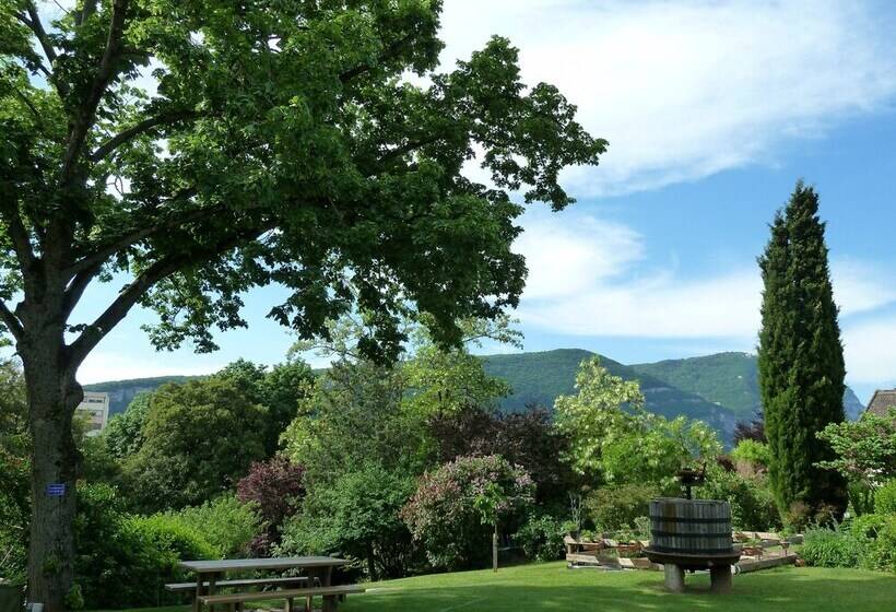 مبيت وإفطار Domaine Du Pressoir