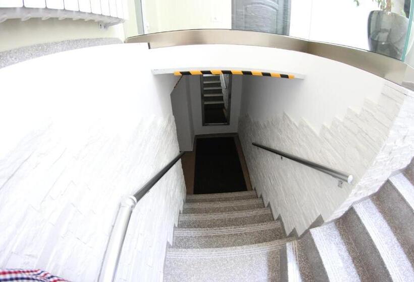 فندق Casa Bucovineana