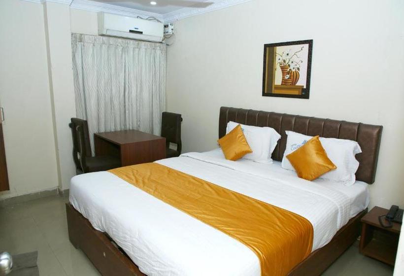 Отель Cool River