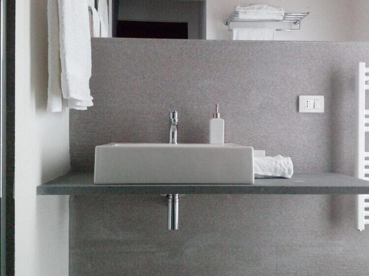 Otel Cozzo Del Parroco