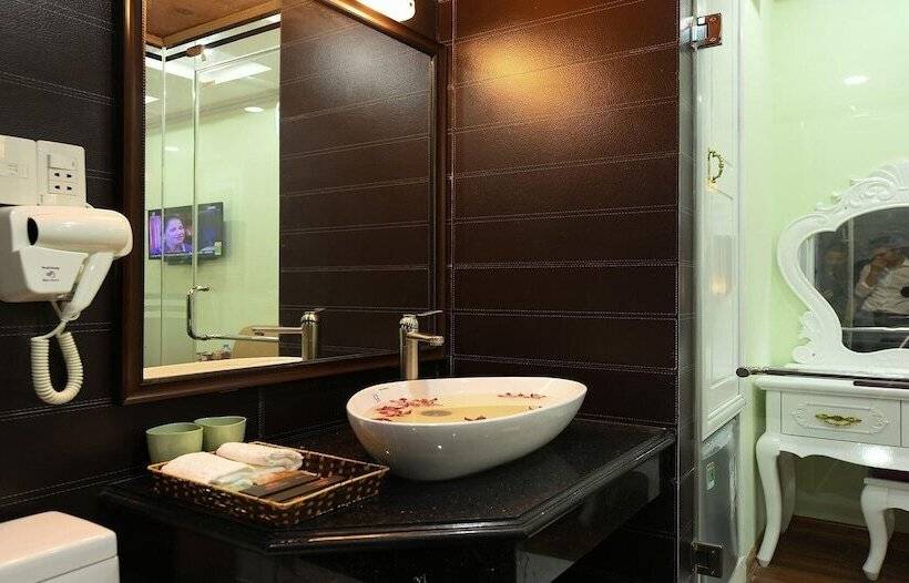 هتل Kawasaki Noi Bai Airport