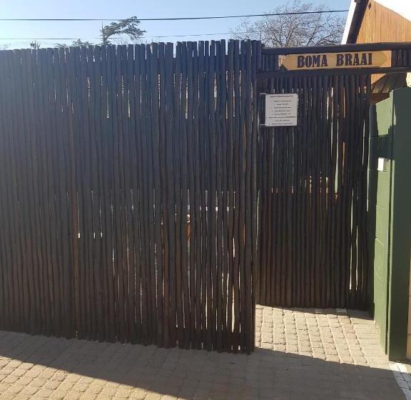 ペンション Imperani Guesthouse