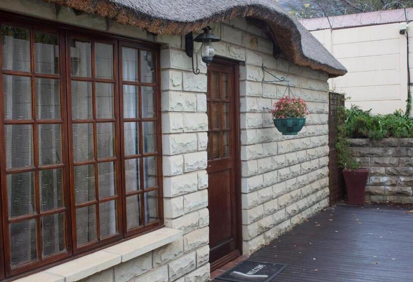 ペンション Imperani Guesthouse