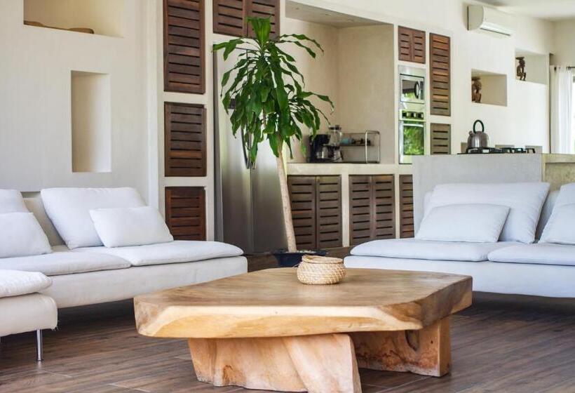 호스텔 Afreeka Beach