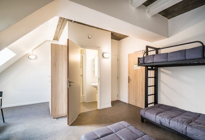 Auberge De Jeunesse Charleroi Youth Hostel