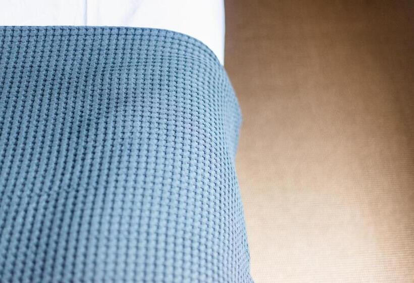 تختخواب و صبحانه Canal Wow Suites Amsterdam