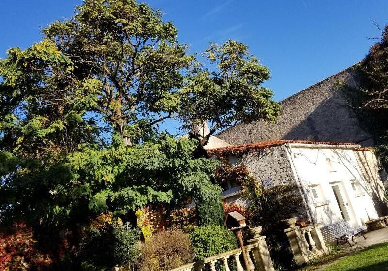 مبيت وإفطار La Maison Blanche