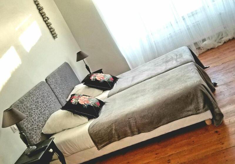 مبيت وإفطار La Maison Blanche