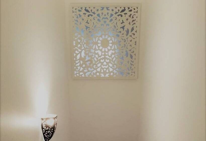 مبيت وإفطار La Maison Blanche