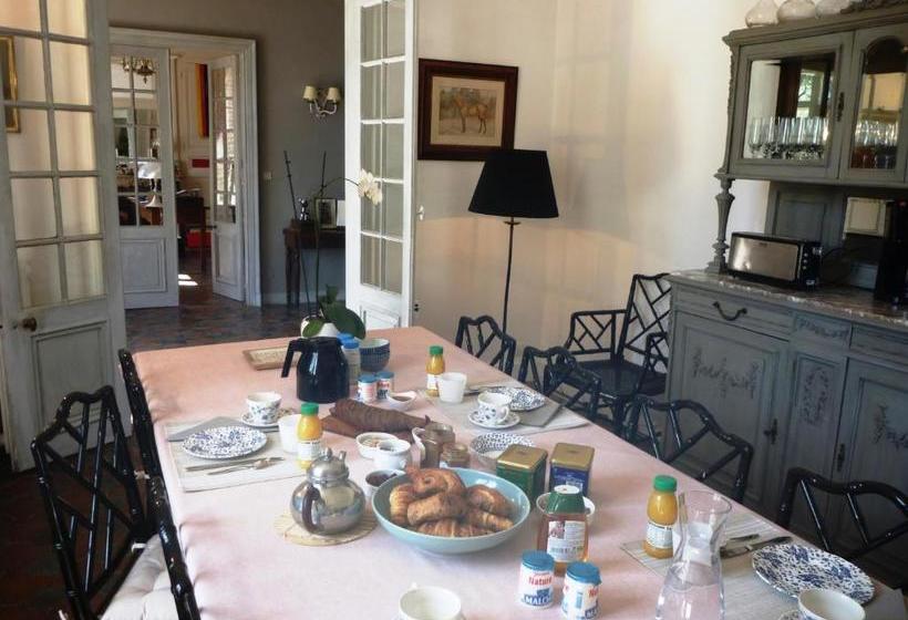 住宿加早餐  Manoir Des Tuileries Du Buisson