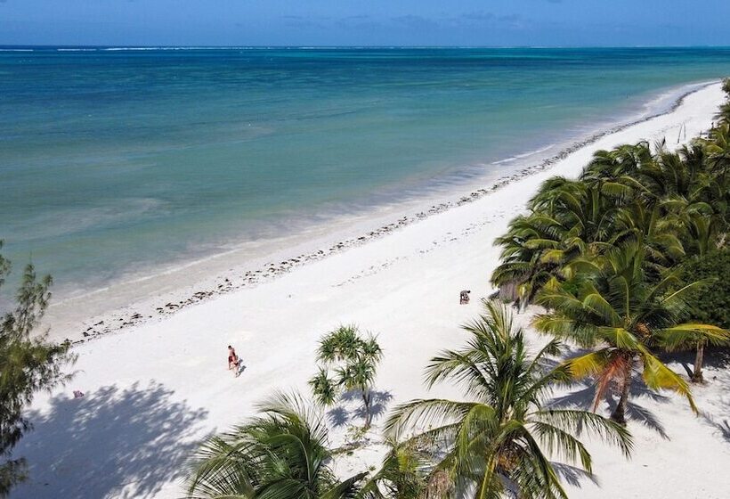 אתר נופש Fun Beach