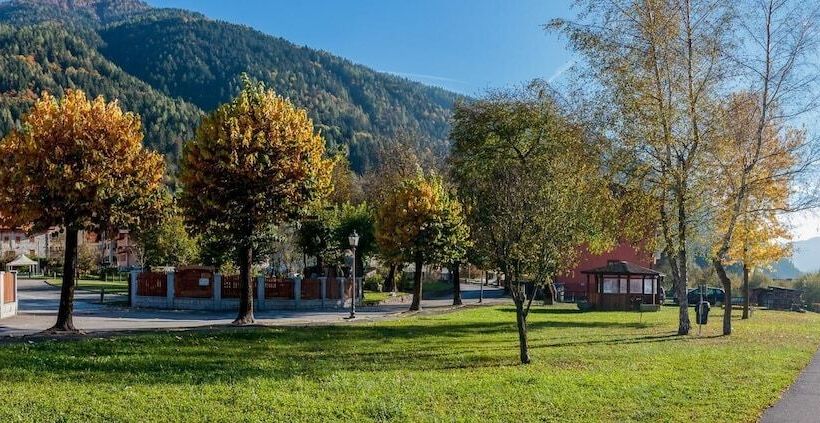 فندق Casa Moresc