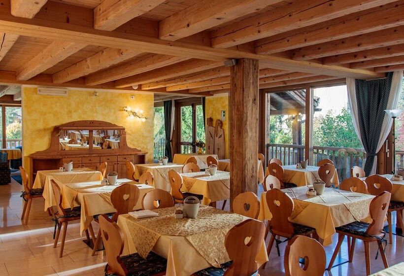 فندق Casa Moresc