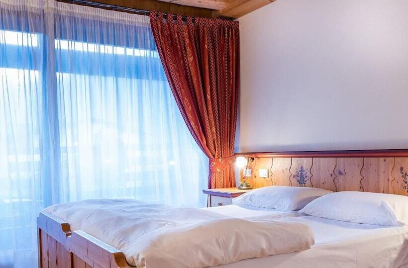 فندق Casa Moresc