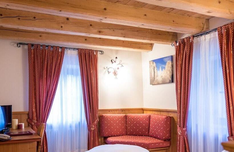 فندق Casa Moresc