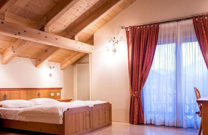 فندق Casa Moresc