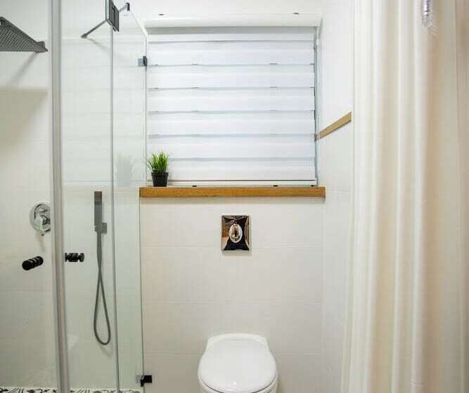 בית מלון כפרי Eshel Mansion   Boutique Suites