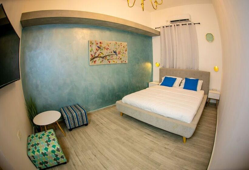 בית מלון כפרי Eshel Mansion   Boutique Suites