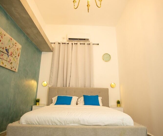 בית מלון כפרי Eshel Mansion   Boutique Suites