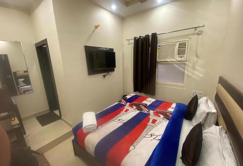 בית מלון כפרי Gopal