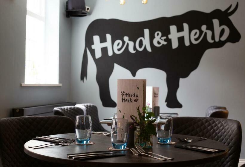 בית מלון כפרי Hardwick Arms