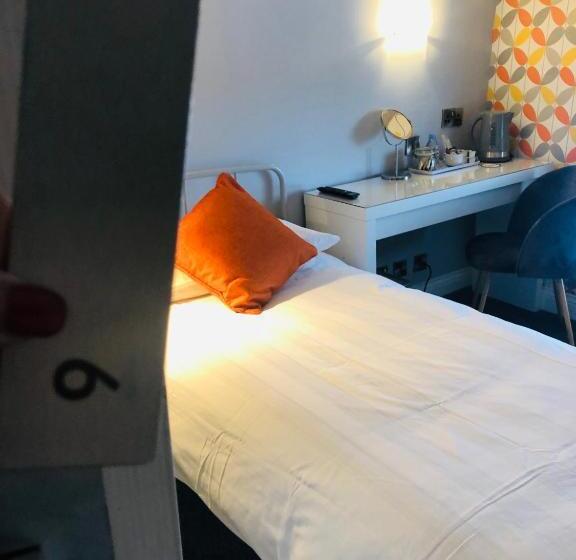 בית מלון כפרי Hardwick Arms