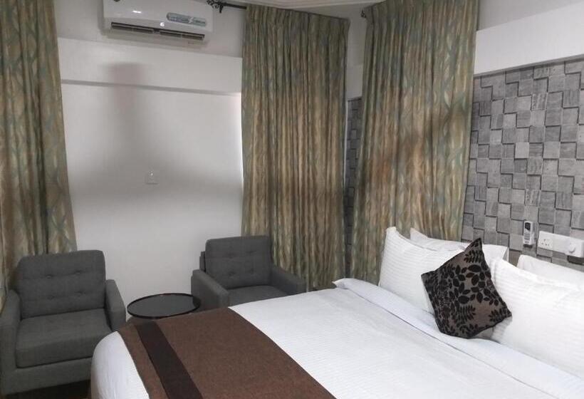 בית מלון כפרי Jeyads Lodge