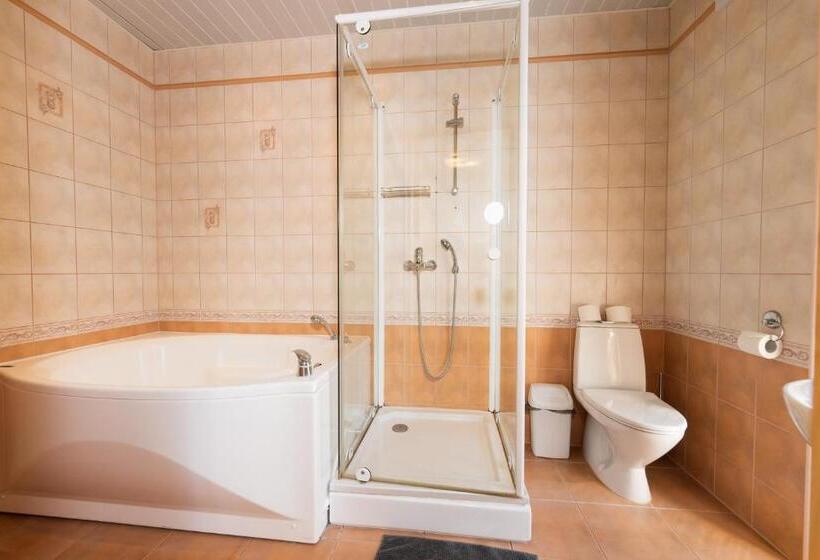 هتل Väevilla