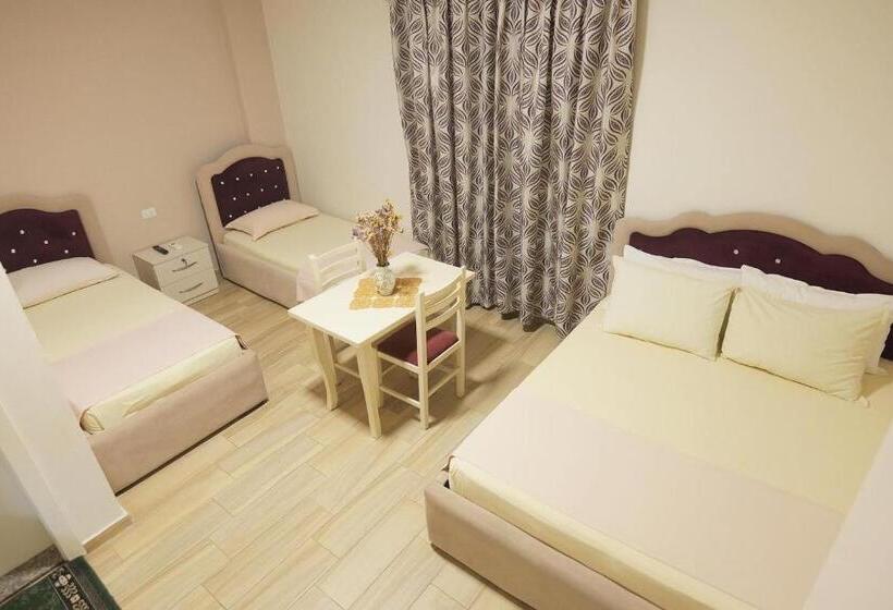 בית מלון כפרי Vila Dedej