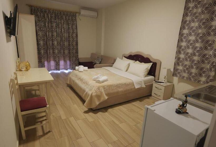 בית מלון כפרי Vila Dedej