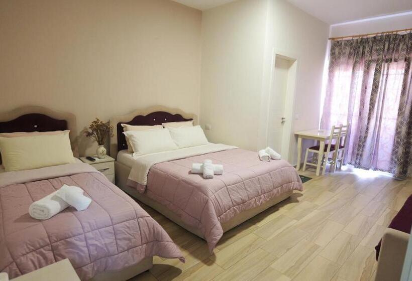 בית מלון כפרי Vila Dedej