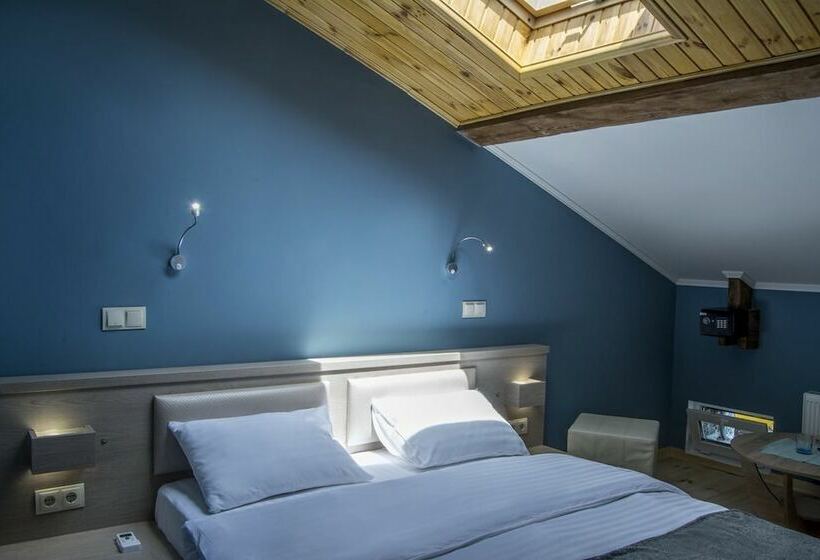 Kvartal Do Deribasovskoi