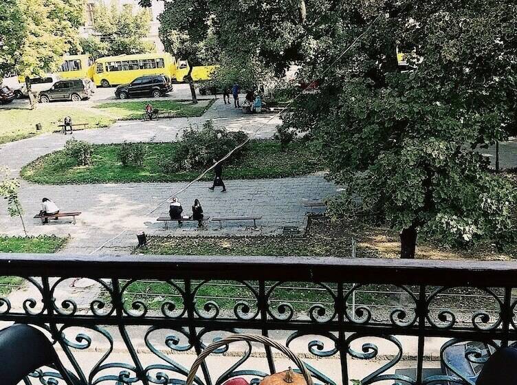 Kvartal Do Deribasovskoi