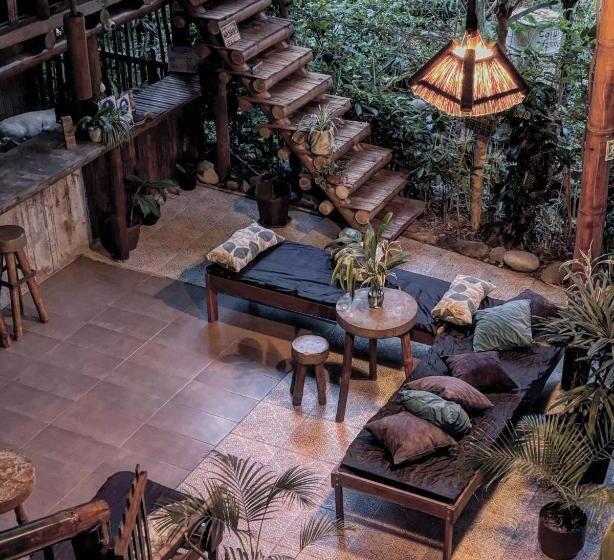 Pension Cinnamon House